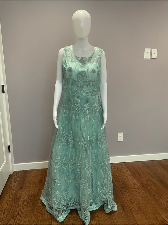 Dresses & Skirts - Sleeveless Mint Green Embellished Evening Gown